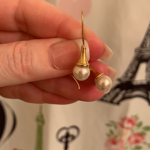 Pearl drop earrings - Picture 6 of 7